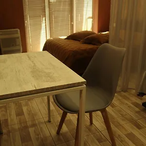 comfort-lux-apartment-in-tbilisi.alltbilisihotels.com/