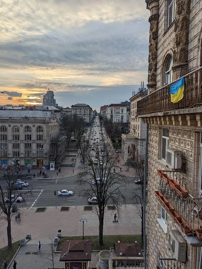 Видова Квартира Біля Метро Хрещатик Киев 0*,